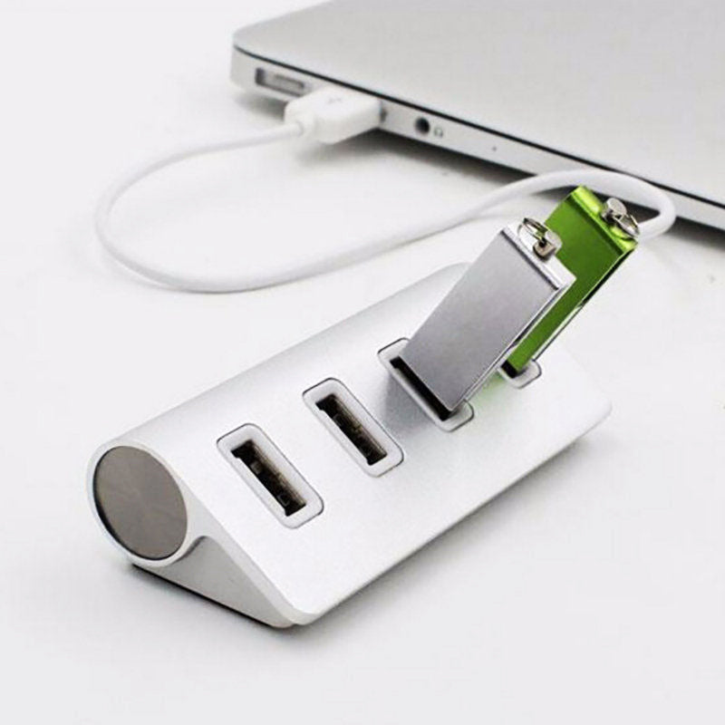 USB 2.0 Hub with Four Ports